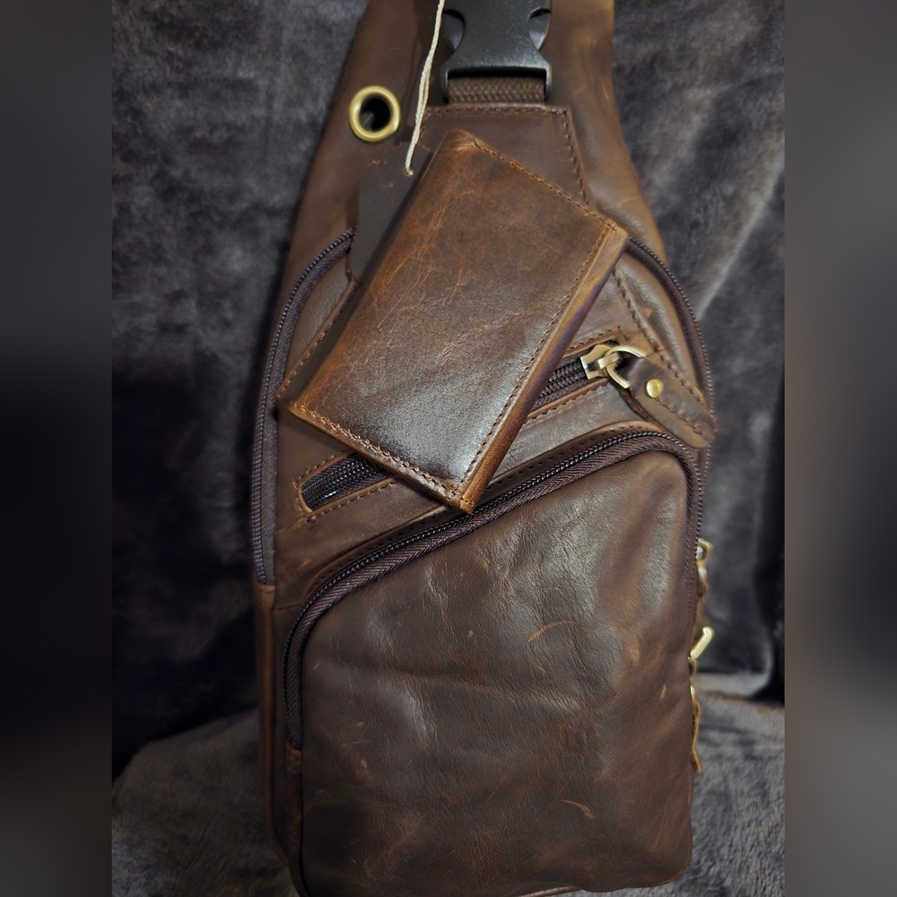 Men's Brown Leather Sling Bag With Matching Lesther Key Holder NWOT